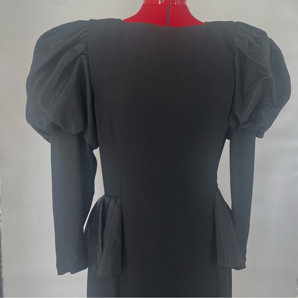 80s Morton Myles Black Peplum Dramatic Shoulder Crepe Midi Dress - Picture 2 of 14